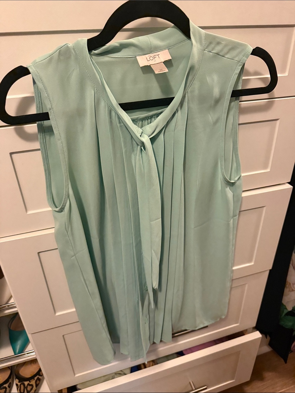 LOFT Sleeveless Tie-Neck Blouse in Pale Mint